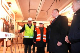 Президент Республики Молдова вместе с бывшим Послом Республики Турция дали старт работам по ремонту и восстановлению здания Президентуры
