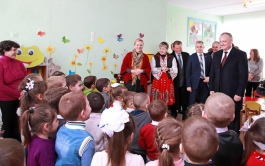 Președintele Igor Dodon a vizitat două instituții preșcolare din raionul Cahul