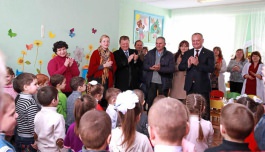 Președintele Igor Dodon a vizitat două instituții preșcolare din raionul Cahul