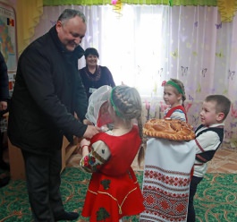 Глава государства посетил несколько дошкольных учреждений Окницкого Района