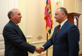 Президент Игорь Додон встретился с Чрезвычайным и Полномочным Послом США в Республике Молдова
