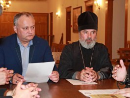 Президент Республики Молдова встретился с Игуменом Священной Великой Обители Ватопед Ефремом