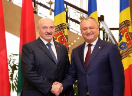 President of the Republic of Moldova Igor Dodon met with President of the Republic of Belarus Alexander Lukashenko, who is in Moldova on an official visit at the invitation of the head of our state