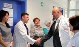 Глава государства принял участие в церемонии открытия отделения терапии и хронических заболеваний Вулканештской районной больницы