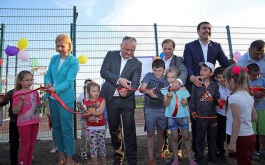 Igor Dodon a participat la ceremonia de inaugurare a două complexuri sportive din localitățile Congaz și Copceac din UTA Găgăuzia