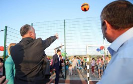 Игорь Додон принял участие в церемонии открытия двух спортивных комплексов в села Конгаз и Копчак (АТО Гагаузия)
