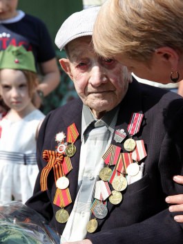 Președintele țării a vizitat unicul veteran de război rămas în viață din satul Copanca, raionul Căușeni