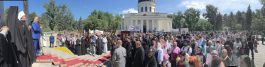 Президент Игорь Додон принял участие в Марше в поддержку традиционной семьи