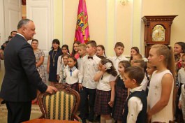 Ученики гимназии из Садова посетили Президентуру и  Резиденцию в Кондрице