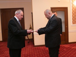 Președintele Nicolae Timofti a primit scrisorile de acreditare din partea ambasadorului Slovaciei, Robert Kirnag