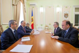 Igor Dodon held a meeting with the Ambassador of France in Moldova