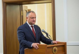 Игорь  Додон вручил государственные награды группе граждан Республики Молдова