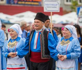 Igor Dodon participated in the National Costume Festival