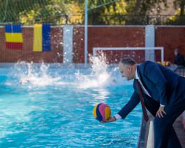 Igor Dodon a participat la deschiderea celei de-a II-a ediții a Turneului internațional de polo pe apă ”Cupa Președintelui”