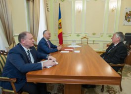 Президент Республики Молдова провел встречу с Послом Венгрии