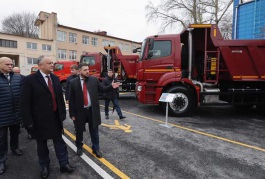 Federația Rusă a transmis gratis Republicii Moldova primul lot de autospeciale “KAMAZ”