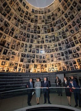 Galina și Igor Dodon au vizitat Complexul Memorial „Yad Vashem” 