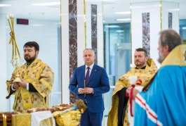 Состоялась церемония освящения отремонтированного здания Администрации Президента Республики Молдова