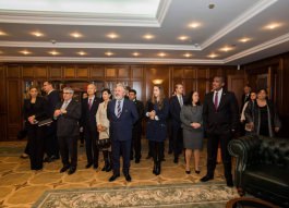 Igor Dodon a avut o întrevedere cu ambasadorii acreditați în Republica Moldova