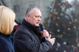 Igor Dodon și Irina Vlah au participat la iarmaroacele de Crăciun din Comrat și Ceadîr-Lunga 