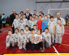 Глава государства принял участие в церемонии открытия Физкультурно-оздоровительного центра в Тараклии