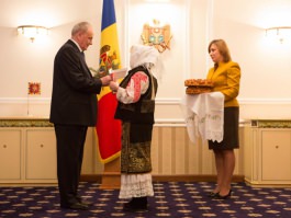 Președintele Republicii Moldova, Nicolae Timofti, a primit în Ajunul Crăciunului pe stil nou cete de colindători