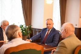 Игорь Додон провел заседание по организации празднования 25-летия принятия Конституции