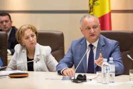 Президент, спикер и премьер-министр Республики Молдова провели совместное рабочее заседание