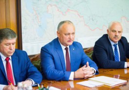 Президент Молдовы провел рабочую встречу с Дмитрием Козаком