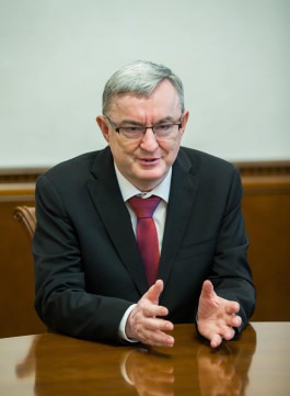 Глава государства провел встречу с Послом Чешской Республики
