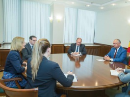 Președintele Republicii Moldova a avut o întrevedere cu Ambasadorul Regatului Unit al Marii Britanii și Irlandei de Nord