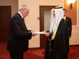 Moldovan president receives accreditation letters from Qatari ambassador