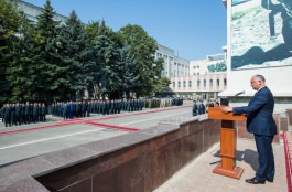 Șeful statului a participat la ceremonia desfășurată cu ocazia aniversării a XXVIII-a de la crearea Armatei Naționale