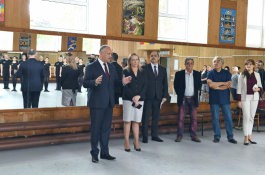Глава государства посетил Национальный академический ансамбль народного танца «Жок»