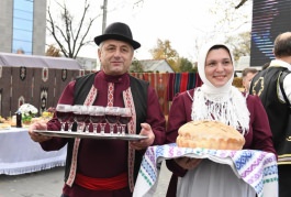 Igor Dodon a participat la Festivalul Vinului „Gagauz şarap yortusu”