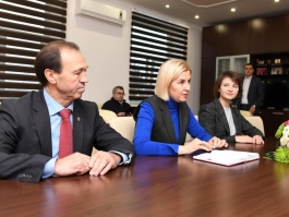 Президент провел встречу с башканом Гагаузской автономии