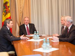Moldovan president signs decrees appointing four magistrates