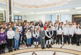 Șeful statului a felicitat circa 400 de copii din toate raioanele țării
