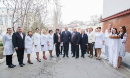 Глава государства посетил Муниципальную клиническую больницу имени Святого Архангела Михаила