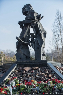 Șeful statului a vizitat Memorialul victimelor fascismului din Chișinău