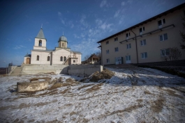Cuplul prezidențial a vizitat Mănăstirea din Vărzărești, raionul Nisporeni