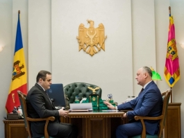 Глава государства провел встречу с Председателем Правления АО «Молдовагаз»