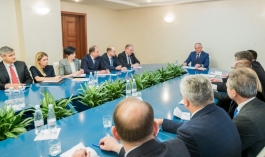 Şeful statului a prezidat o ședință de lucru cu ambasadorii Republicii Moldova în ţările UE