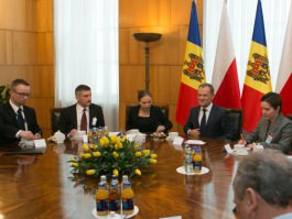 President Nicolae Timofti meets Polish premier