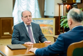 Президент Молдовы провел встречу с Послом Россиии
