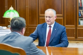 Игорь Додон провел встречу с депутатом Парламента от Тараклийского района