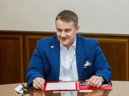 Глава государства провел встречу с представителями компании Kaufland Moldova