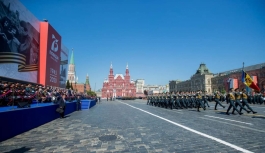  Președintele Moldovei a fost prezent la parada militară care a avut loc pe Piața Roșie din Moscova