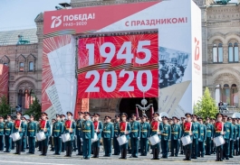  Președintele Moldovei a fost prezent la parada militară care a avut loc pe Piața Roșie din Moscova