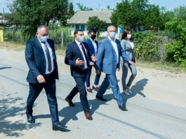 Președintele țării a vizitat grădinița „Lăstăraș” și Casa de cultură din satul Drăgușeni, raionul Strășeni
